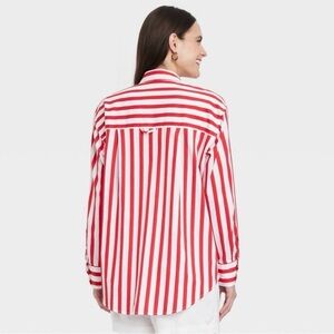 𝒂 𝒏𝒆𝒘 𝒅𝒂𝒚 Red and White Stripes Shirt | Small - Oversized |
Button